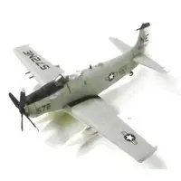 1/144 Scale Model Kit - Military Aircraft Series / Douglas A-1 Skyraider