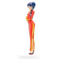 PLAMAX - 1/20 Scale Model Kit - Super Dimension Fortress Macross / Lynn Minmay