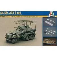 Plastic Model Kit - Tank