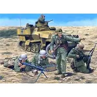 1/35 Scale Model Kit - People/Animals