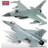 1/72 Scale Model Kit - Aircraft / F-16 Fighting Falcon