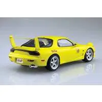 1/24 Scale Model Kit - Initial D / FD3S RX-7