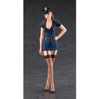 1/12 Scale Model Kit - Real Figure Collection