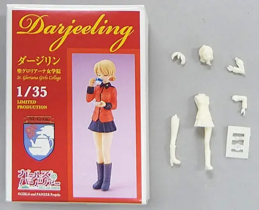 1/35 Scale Model Kit - GIRLS-und-PANZER / Darjeeling