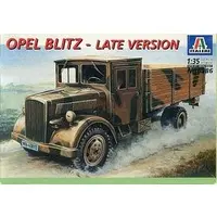 1/35 Scale Model Kit - Tank