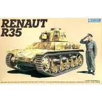 1/35 Scale Model Kit - Renault