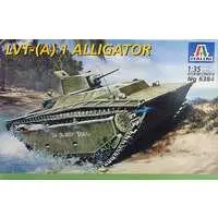 1/35 Scale Model Kit - Amphibious vehicle