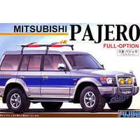 1/24 Scale Model Kit - Mitsubishi / PAJERO