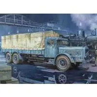 1/35 Scale Model Kit - Tank