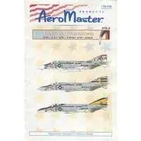 1/72 Scale Model Kit - Aircraft / F-4