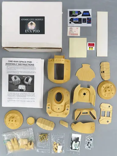 Plastic Model Kit - Garage Kit - One-Man Space Pod