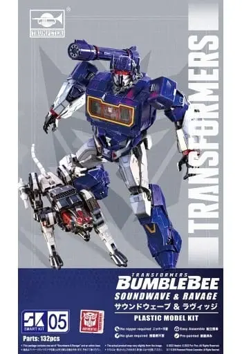 Plastic Model Kit - Transformers / Bumblebee