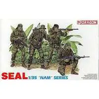 1/35 Scale Model Kit - People/Animals