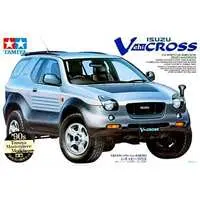 1/24 Scale Model Kit - Isuzu / Isuzu VehiCROSS