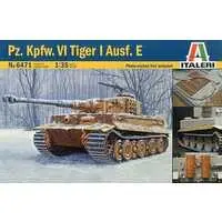 1/35 Scale Model Kit - Tank