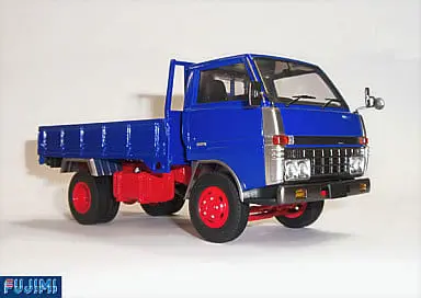 1/32 Scale Model Kit - Vehicle