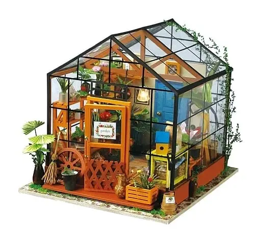 Plastic Model Kit - DIY HOUSE