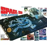 1/32 Scale Model Kit - SPACE 1999