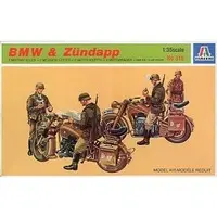 1/35 Scale Model Kit - BMW