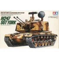 1/35 SCALE M247 SGT YORK U.S.AIR DEFENSE GUN SYSTEM Model Kit
