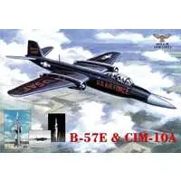 1/144 Scale Model Kit - Reconnaissance aircraft