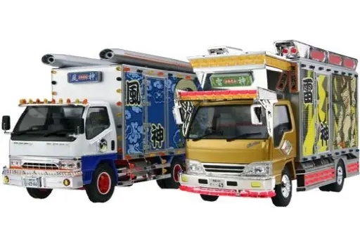 1/32 Scale Model Kit - Aoshima The Decotras Series