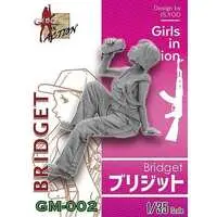 1/35 Scale Model Kit - Girls in action series