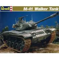 1/32 Scale Model Kit - Tank