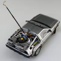Timemachine from BACK TO THE FUTURE PartⅠ Model Kit
