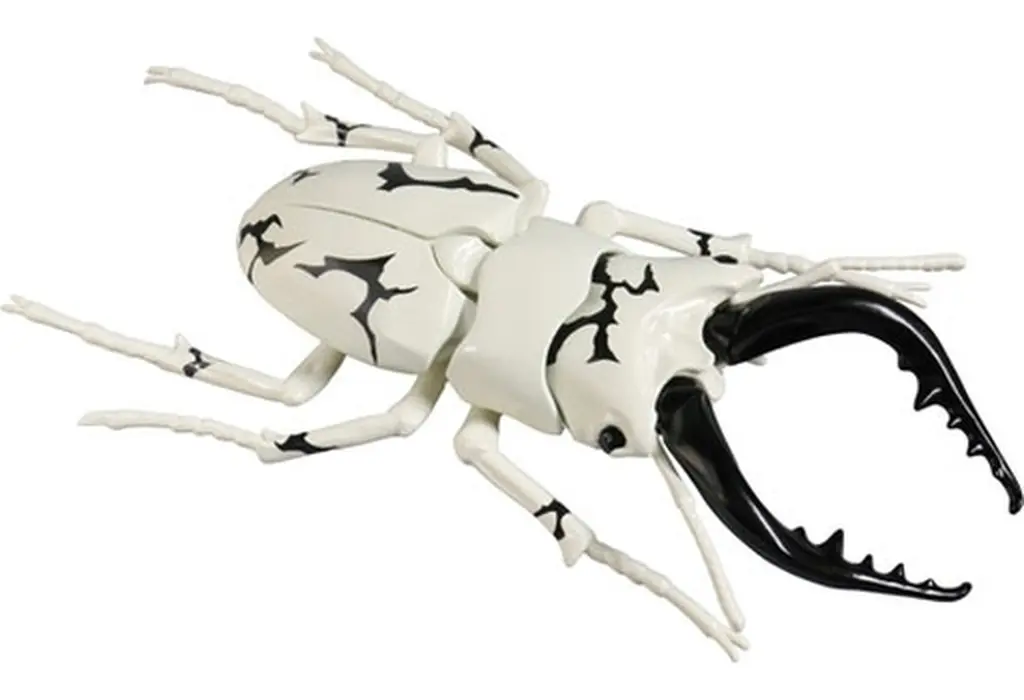 Plastic Model Kit - Ultraseven / Stag beetle