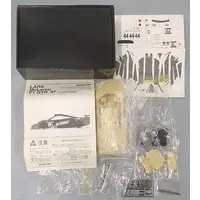 1/24 Scale Model Kit (1/24 ラーク マクラーレン F1 GTR レジンキャストキット [6424])