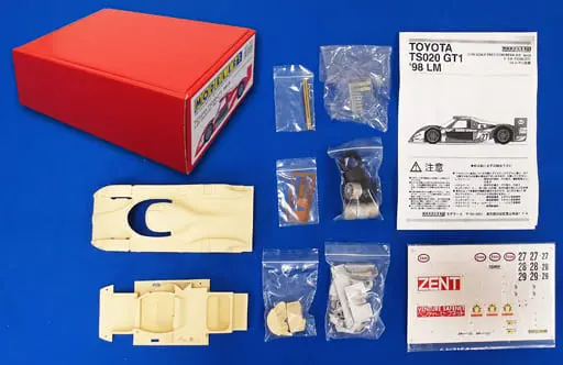 1/24 Scale Model Kit - Vehicle