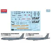 1/144 Scale Model Kit - Aircraft / Boeing KC-135 Stratotanker