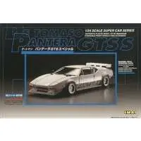 1/24 Scale Model Kit (1/24 デ トマソ パンテーラ GTS スペシャル 「スーパーカーシリーズ No.3」 モーターライズキット [529767])