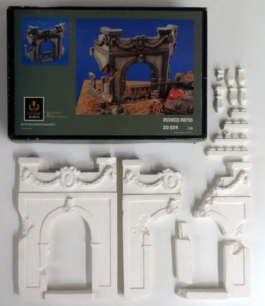 1/35 Scale Model Kit - Castle/Building/Scene