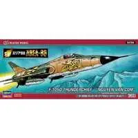 Creator Works Series - 1/72 Scale Model Kit - AREA 88 / Republic F-105 Thunderchief