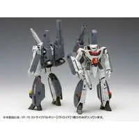 1/100 Scale Model Kit - Super Dimension Fortress Macross