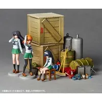 1/24 Scale Model Kit - GIRLS-und-PANZER / Takebe Saori & Isuzu Hana & Reizei Mako