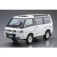 The Model Car - 1/24 Scale Model Kit - Vehicle