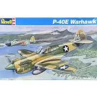 1/32 Scale Model Kit - Fighter aircraft model kits / Curtiss P-40 Warhawk