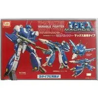 1/72 Scale Model Kit - Super Dimension Fortress Macross / VF-1J Battroid Valkyrie