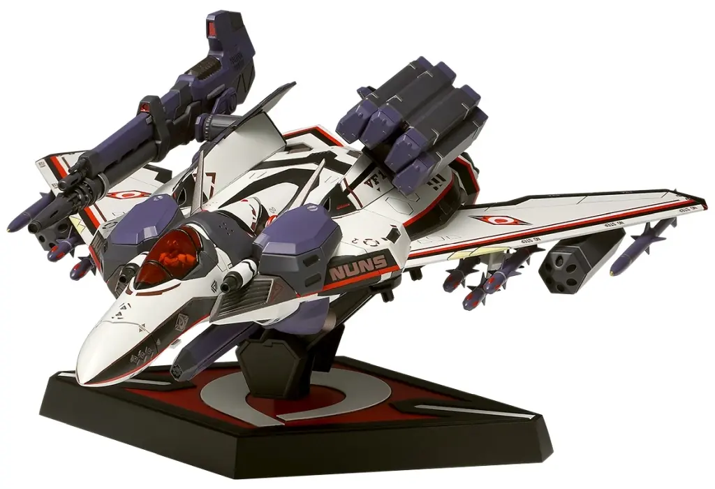 1/72 Scale Model Kit - MACROSS Frontier / VF-171 Nightmare Plus & VF-171EX Nightmare Plus