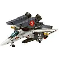 1/100 Scale Model Kit - Super Dimension Fortress Macross / VF-1S Valkyrie