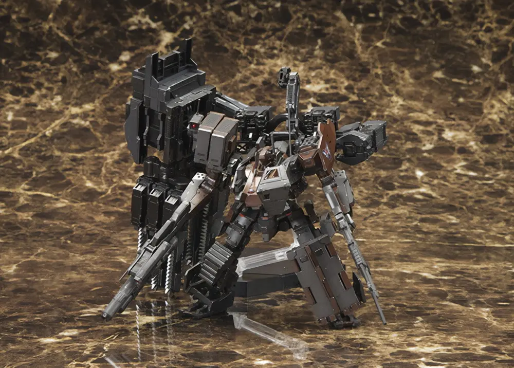 Plastic Model Kit - ARMORED CORE / UCR-10/A VENGEANCE