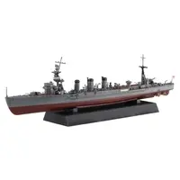 1/700 Scale Model Kit - Light cruiser