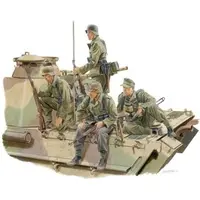 1/35 Scale Model Kit - Tank