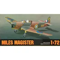 1/72 Scale Model Kit - Trainer aircraft