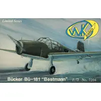 1/72 Scale Model Kit - Trainer aircraft