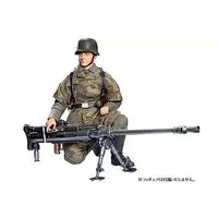 1/6 Scale Model Kit - Tank