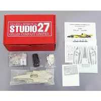 Resin cast kit - Vehicle